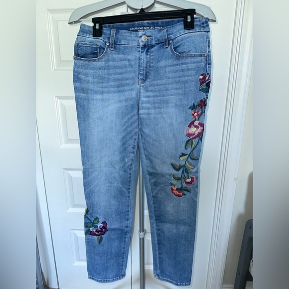 Chico's Light Blue Floral Embroidered Jeans - Picture 1 of 9